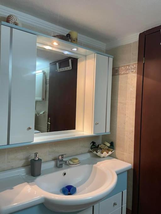Honeybee Apartment Kordelio Area Thessaloniki Exterior photo